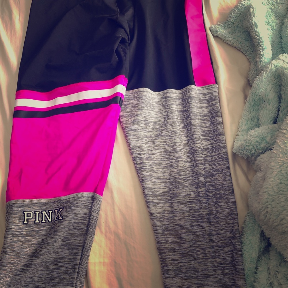 VS PINK